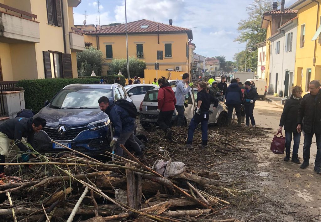 Maltempo,  5.500 volontari rispondono all'appello del  PD